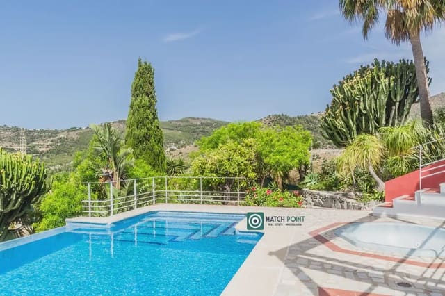 4 soveværelse Villa til salg i Almuñécar - € 1.350.000 (Ref: 9936844)