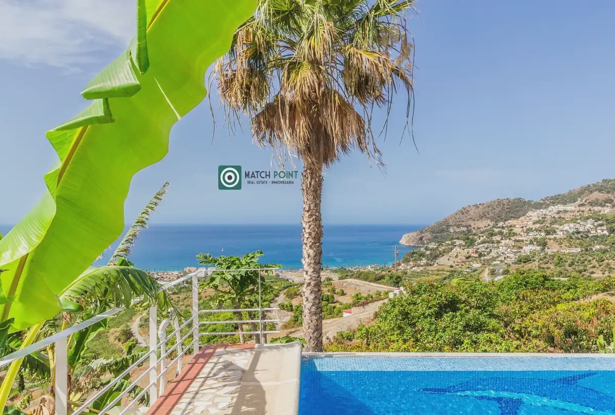 4 bedroom Villa for sale in Almunecar - € 1,350,000 (Ref: 9936844)