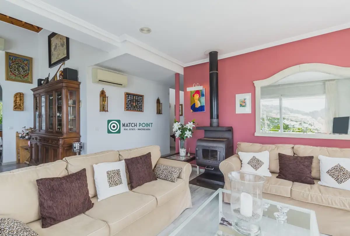 4 bedroom Villa for sale in Almunecar - € 1,350,000 (Ref: 9936844)