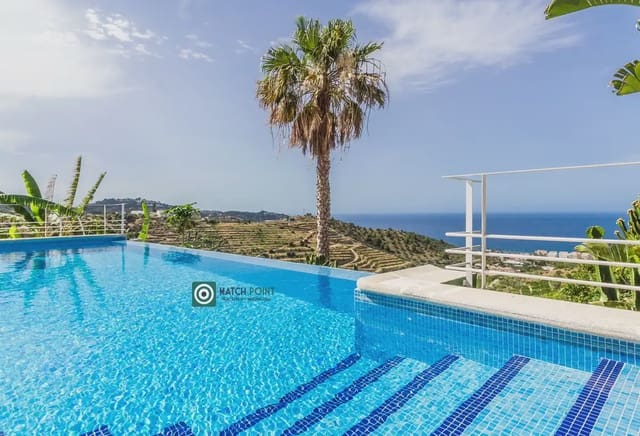 4 soveværelse Villa til salg i Almuñécar - € 1.350.000 (Ref: 9936844)