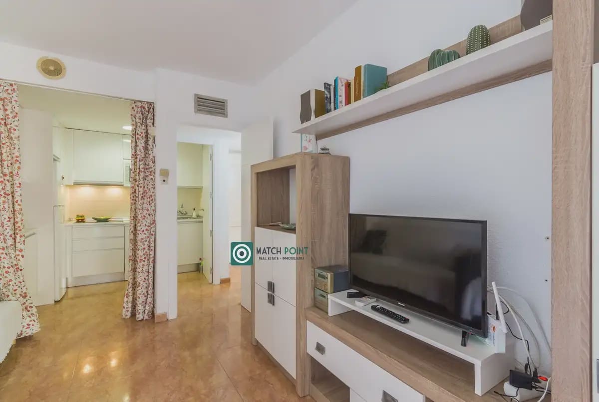 1 makuuhuone Ranta-asunto vuokrattavana paikassa Almunecar mukana uima-altaan - 650 € (Ref: 9950163)