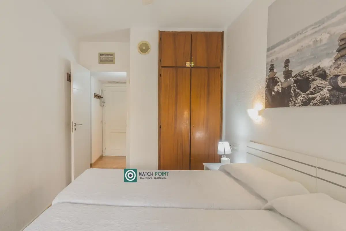 1 makuuhuone Ranta-asunto vuokrattavana paikassa Almunecar mukana uima-altaan - 650 € (Ref: 9950163)