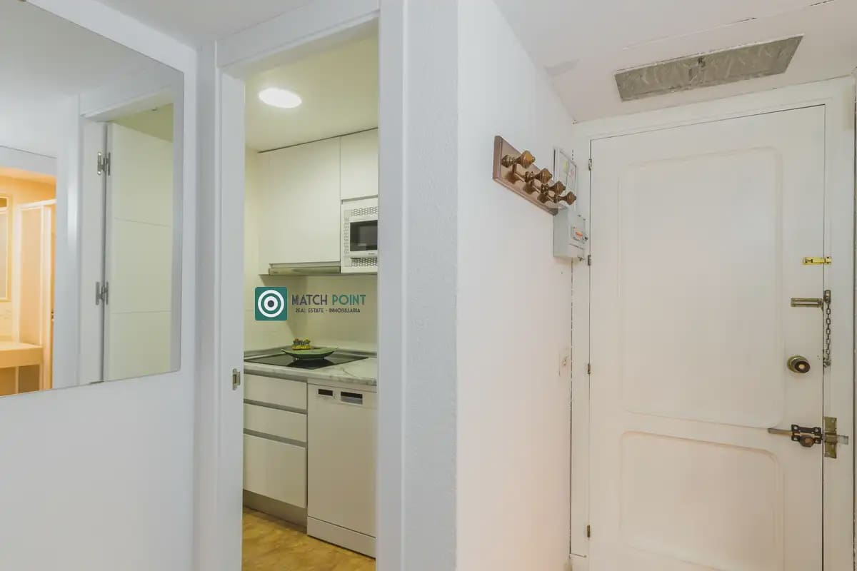 1 makuuhuone Ranta-asunto vuokrattavana paikassa Almunecar mukana uima-altaan - 650 € (Ref: 9950163)
