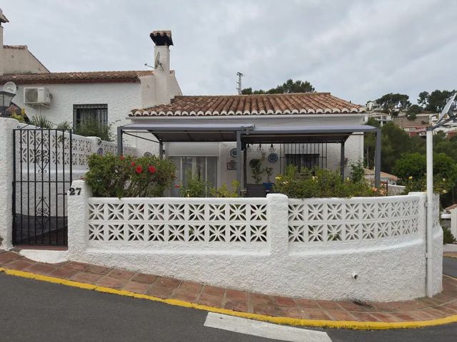 2 quarto Apartamento para arrendar em Almuñécar com piscina - 850 € (Ref: 9958735)