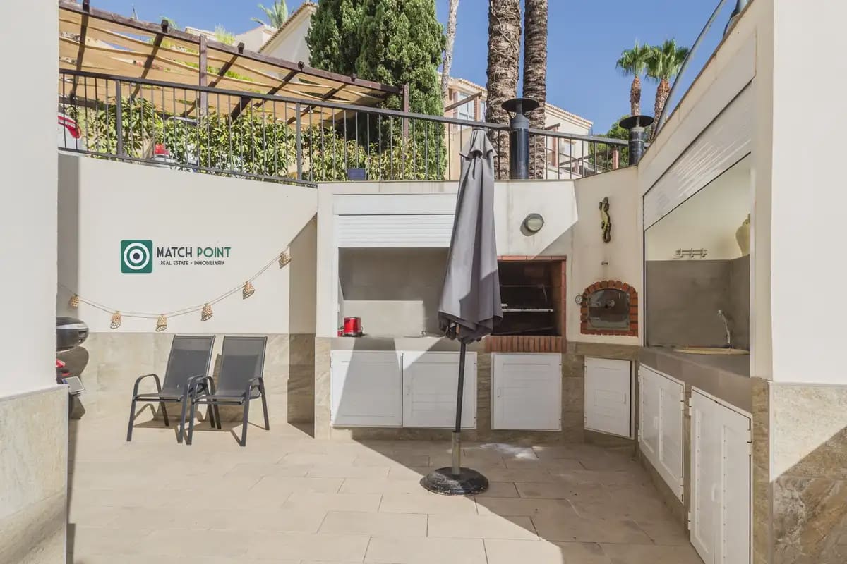 4 sovrum Hus till salu i Almunecar - 385 000 € (Ref: 9965559)