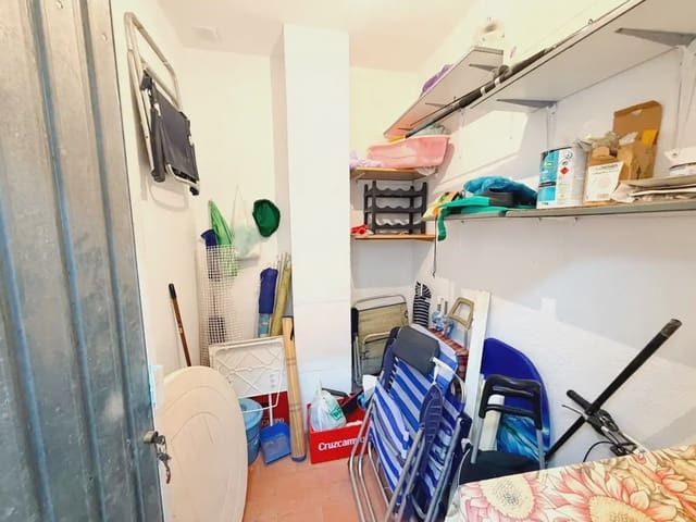 Garasje til salgs i Almuñécar - € 45 000 (Ref: 9973987)