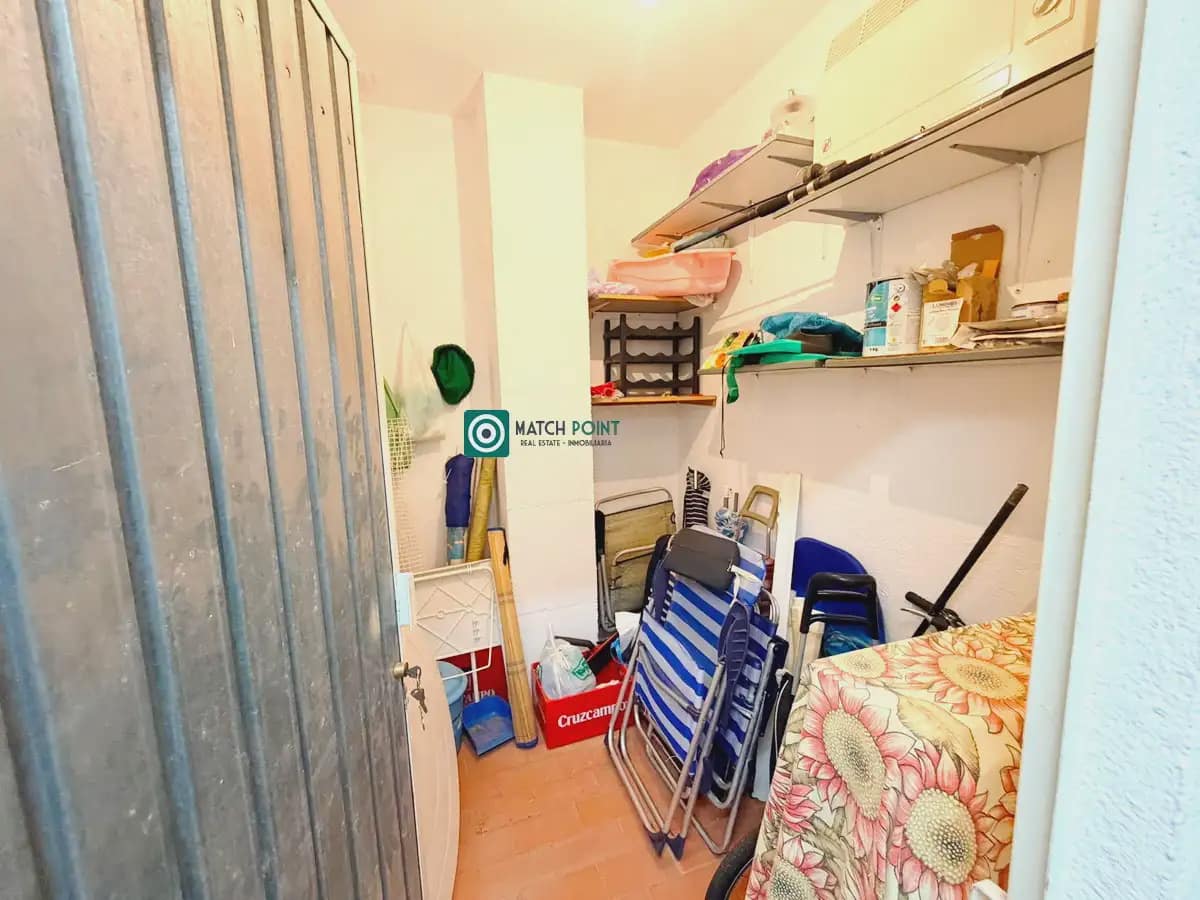 Garage til salg i Almunecar - € 45.000 (Ref: 9973987)