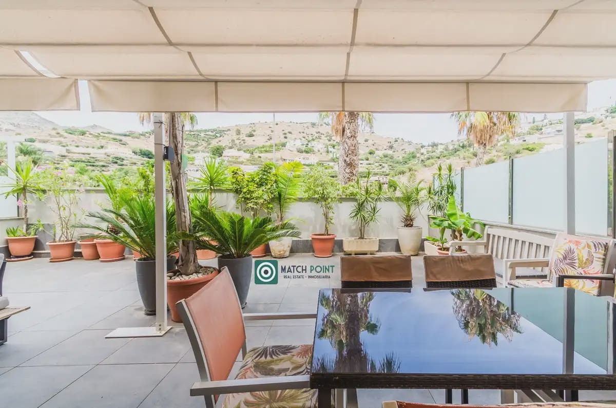2 quarto Apartamento para arrendar em Almunecar com piscina garagem - 750 € (Ref: 9976151)