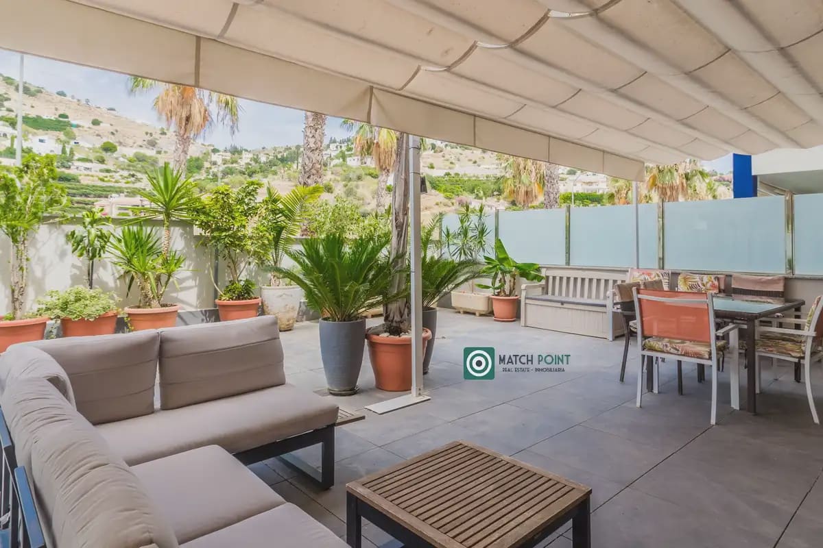 2 quarto Apartamento para arrendar em Almunecar com piscina garagem - 750 € (Ref: 9976151)