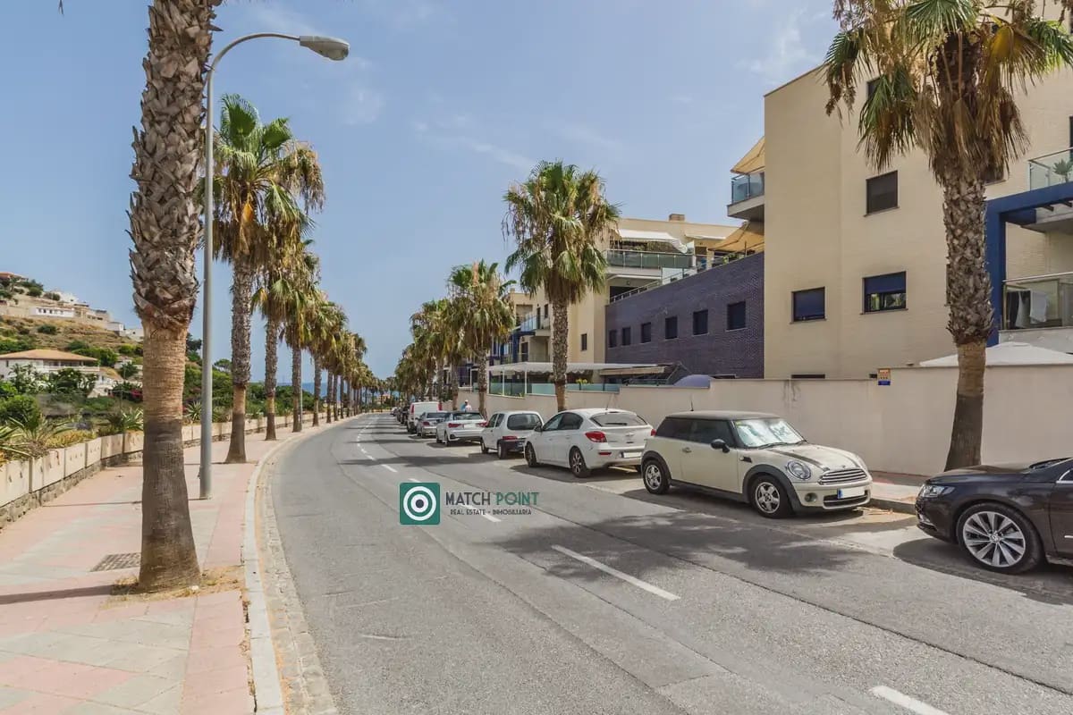 2 quarto Apartamento para arrendar em Almunecar com piscina garagem - 750 € (Ref: 9976151)