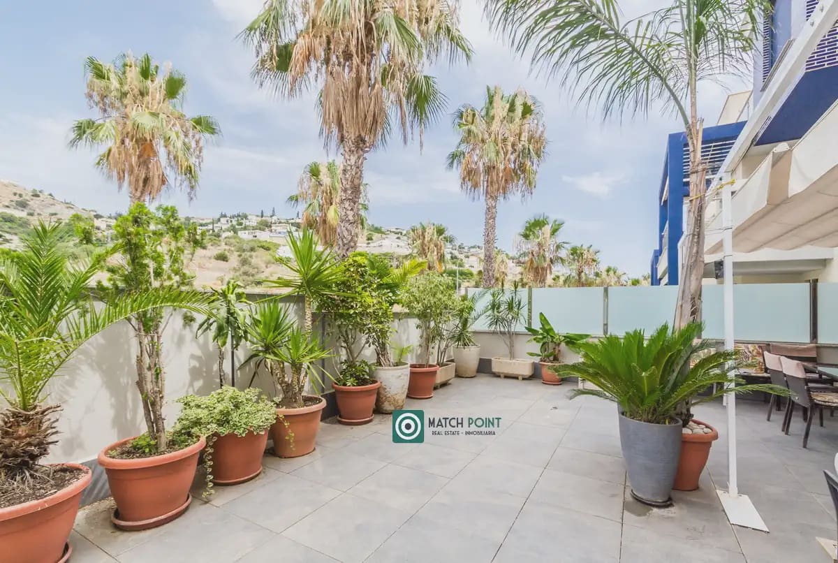 2 quarto Apartamento para arrendar em Almunecar com piscina garagem - 750 € (Ref: 9976151)
