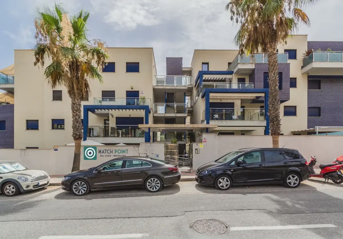 2 quarto Apartamento para arrendar em Almunecar com piscina garagem - 750 € (Ref: 9976151)