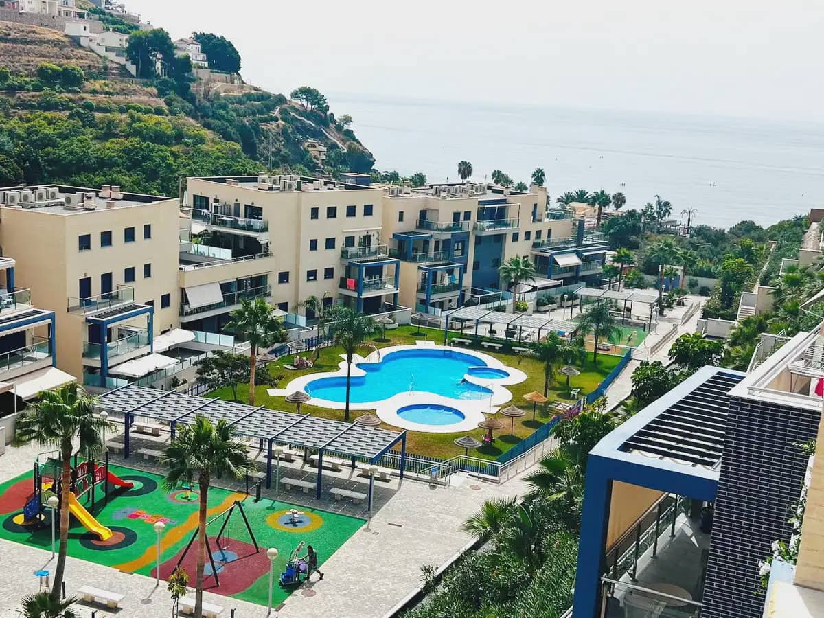 2 quarto Apartamento para arrendar em Almunecar com piscina garagem - 750 € (Ref: 9976151)