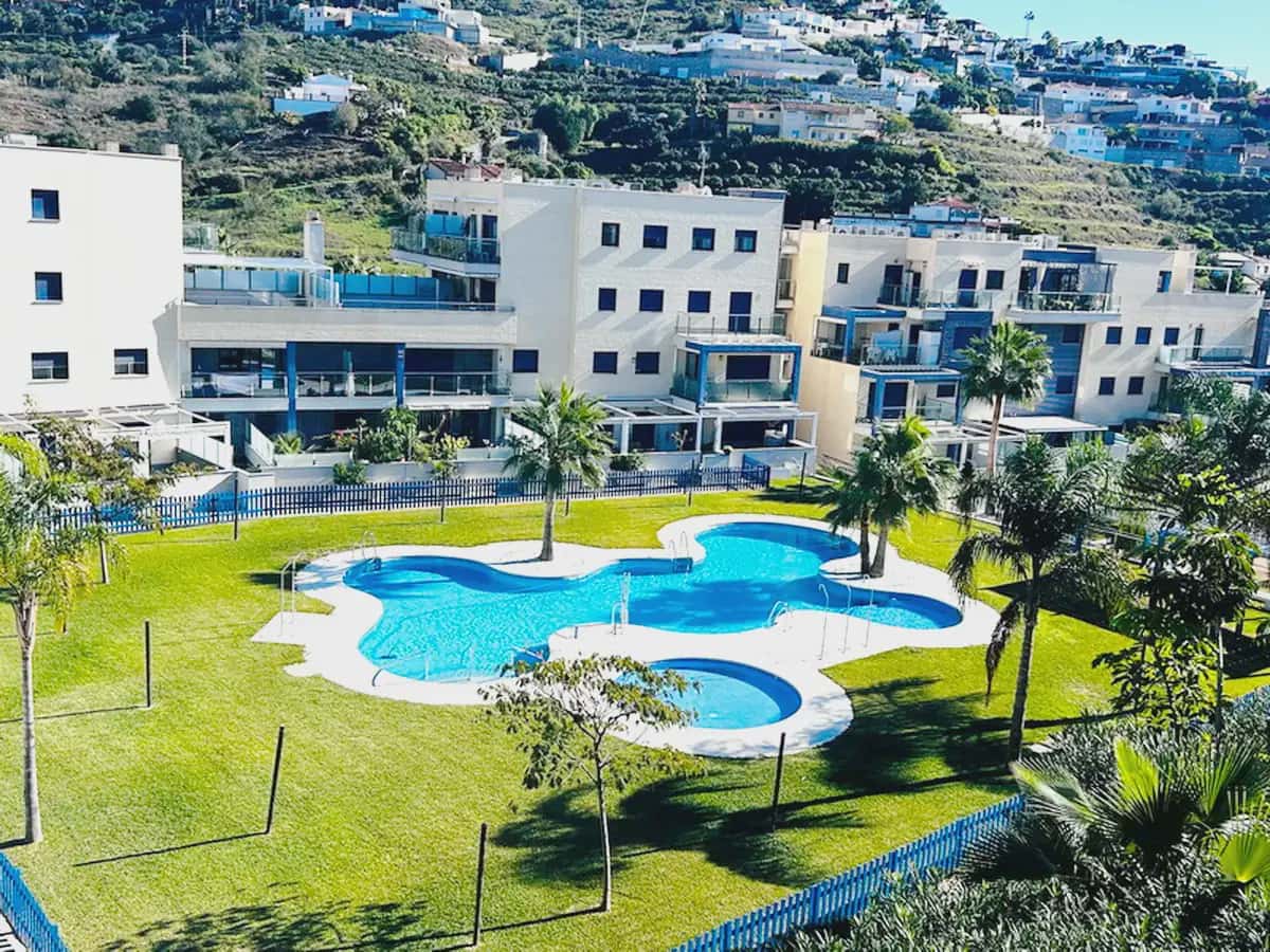 2 quarto Apartamento para arrendar em Almunecar com piscina garagem - 750 € (Ref: 9976151)