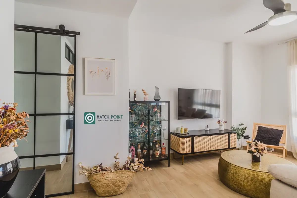 2 soveværelse Lejlighed til leje i Almunecar - € 700 (Ref: 9985317)