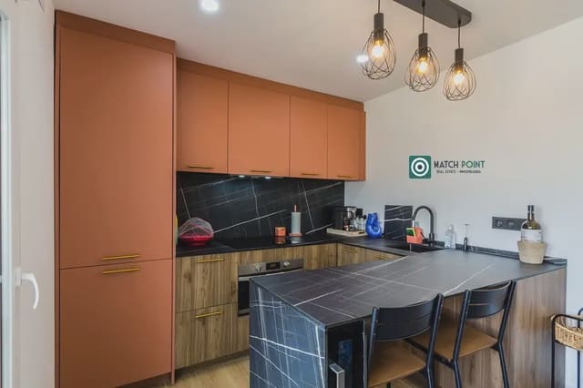 2 makuuhuone Asunto vuokrattavana paikassa Almuñécar - 700 € (Ref: 9985317)