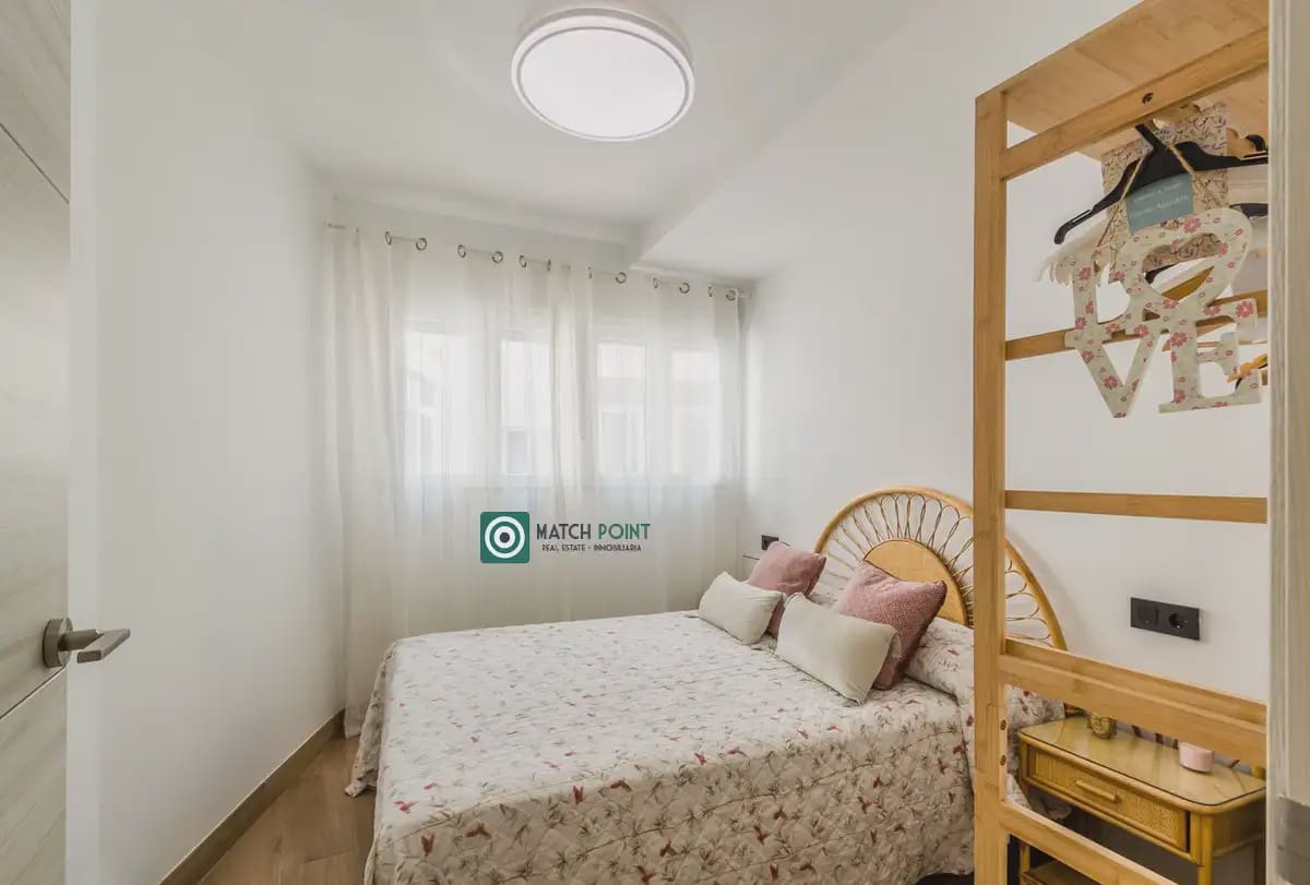 2 soveværelse Lejlighed til leje i Almunecar - € 700 (Ref: 9985317)