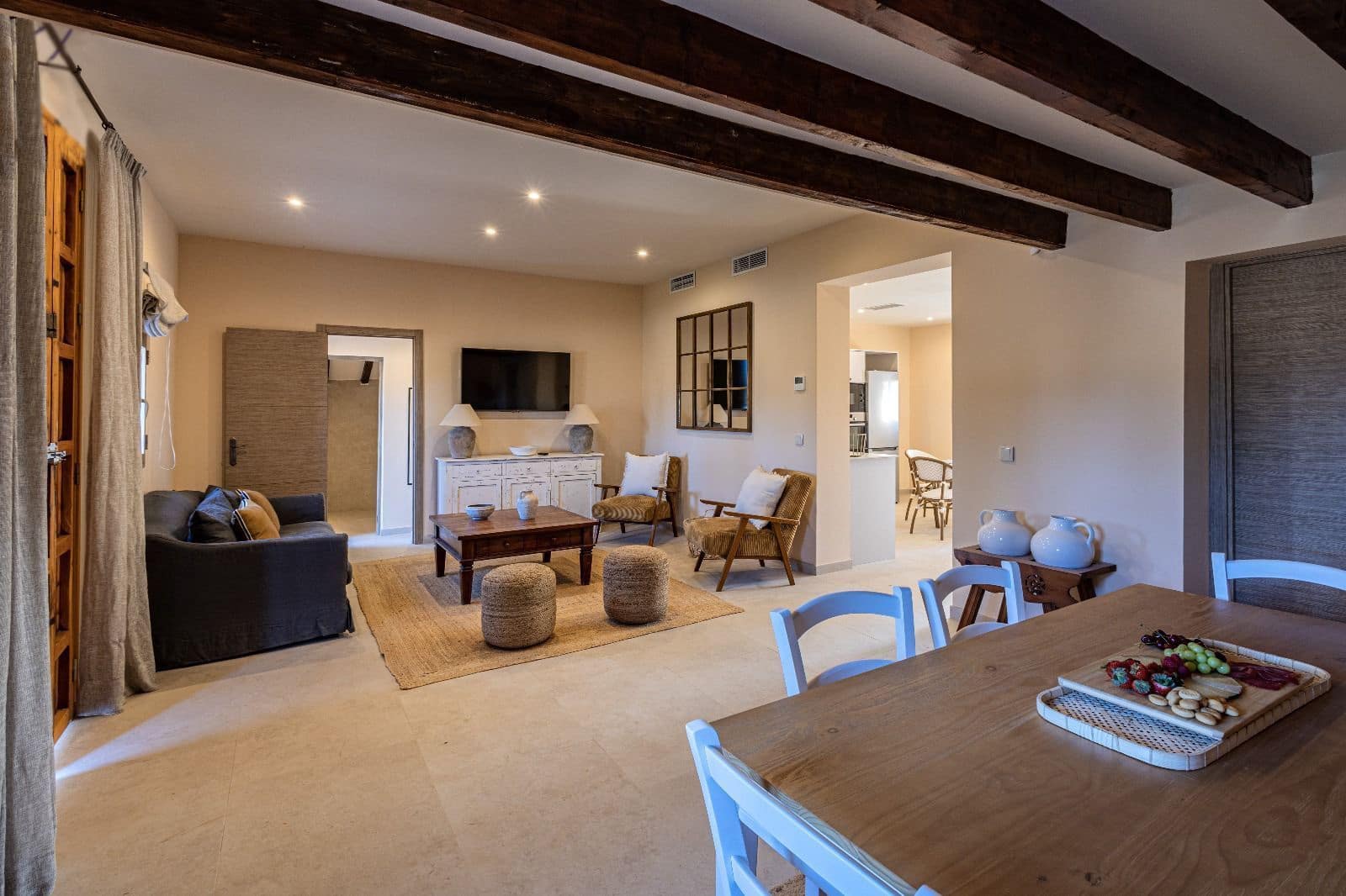 14 slaapkamer Villa te huur in Llucmajor - € 25.000 (Ref: 9558819)