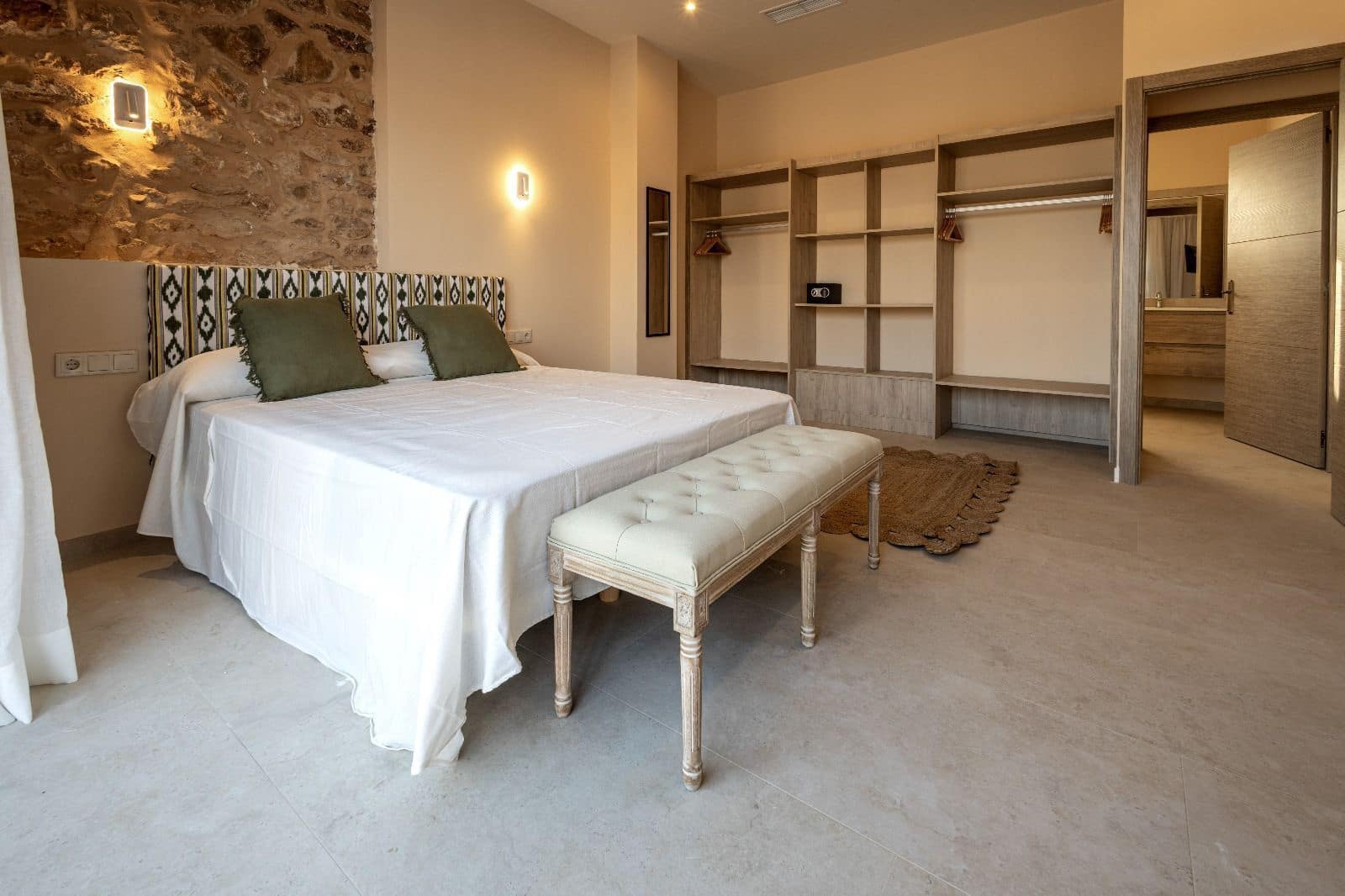 14 slaapkamer Villa te huur in Llucmajor - € 25.000 (Ref: 9558819)