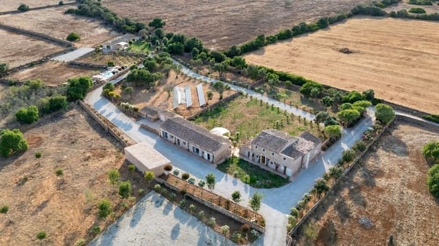 14 slaapkamer Villa te huur in Llucmajor - € 25.000 (Ref: 9558819)