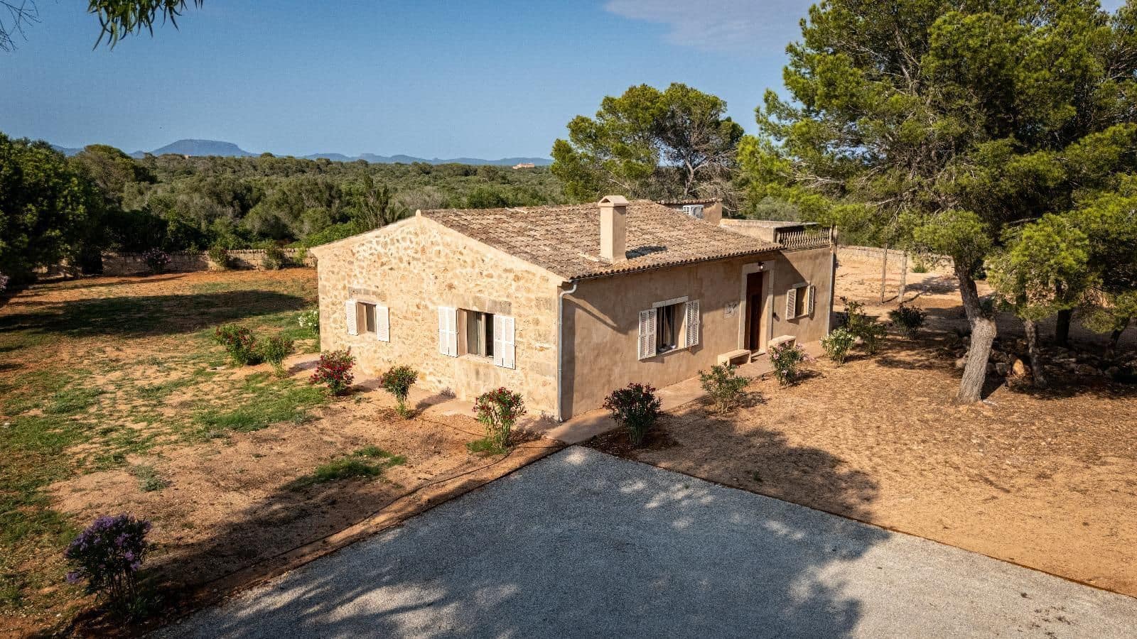 14 slaapkamer Villa te huur in Llucmajor - € 25.000 (Ref: 9558819)