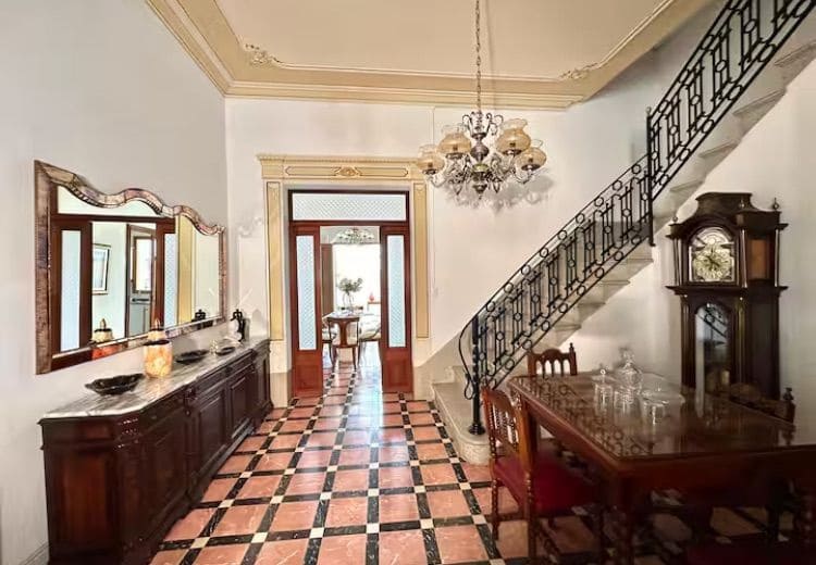 5 soveværelse Villa til leje i Palma de Mallorca med swimmingpool garage - € 3.900 (Ref: 9558828)