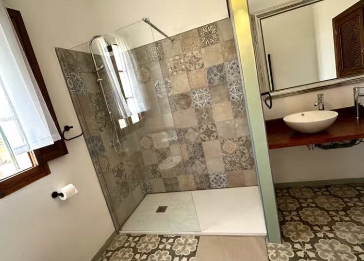 5 soveværelse Villa til leje i Palma de Mallorca med swimmingpool garage - € 3.900 (Ref: 9558828)