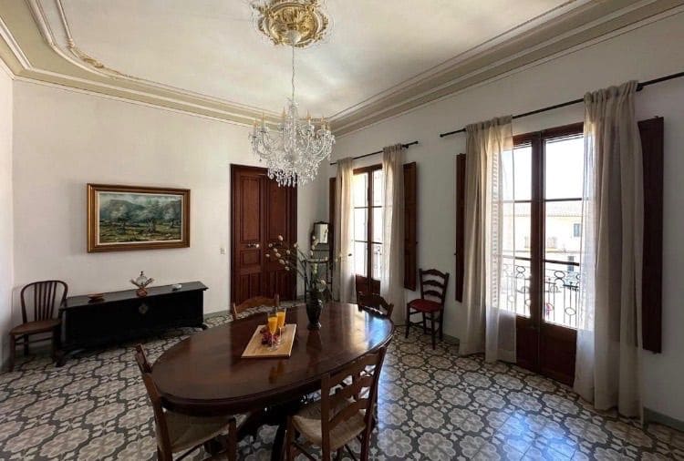 5 soveværelse Villa til leje i Palma de Mallorca med swimmingpool garage - € 3.900 (Ref: 9558828)