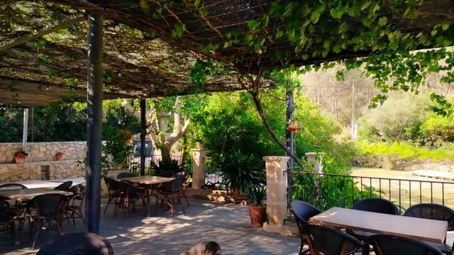 Finca/Hus på landet till salu i Sant Joan - 2 500 000 € (Ref: 9558831)