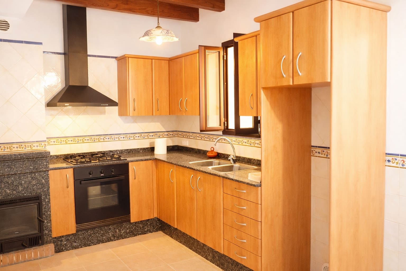 3 makuuhuone Omakotitalo myytävänä paikassa Algaida - 450 000 € (Ref: 9607552)