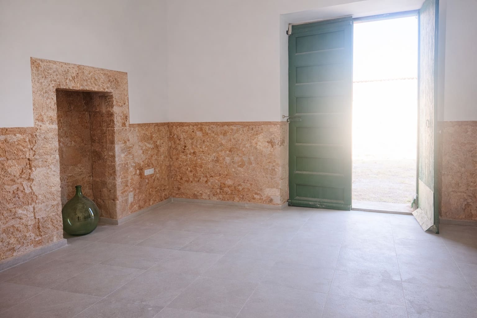 14 bedroom Hotel for sale in Palma de Mallorca with garage - € 10,000,000 (Ref: 9615151)