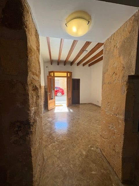 5 soveværelse Byhus til leje i Algaida - € 1.500 (Ref: 9679552)