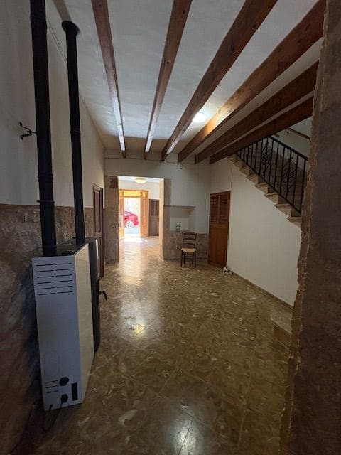 5 soveværelse Byhus til leje i Algaida - € 1.500 (Ref: 9679552)