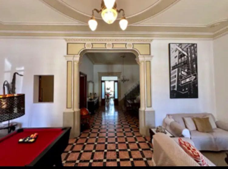 5 soveværelse Villa til leje i Palma de Mallorca med swimmingpool garage - € 4.000 (Ref: 9679554)