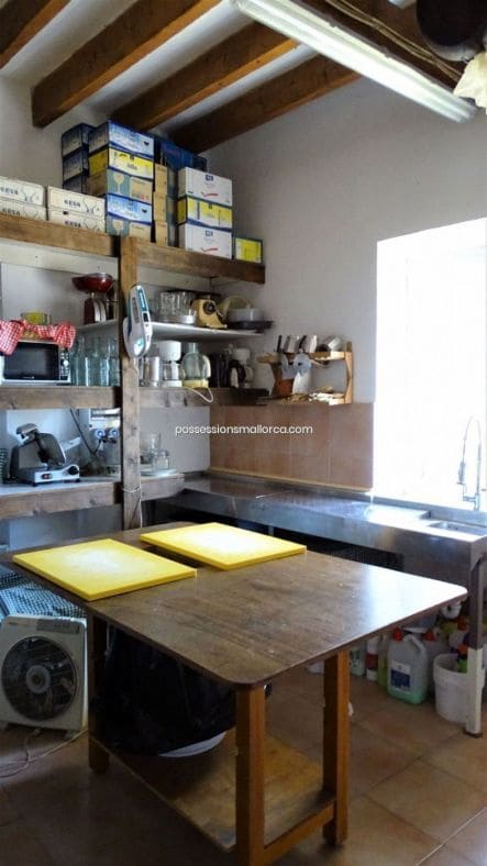 7 bedroom Finca/Country House for sale in Llucmajor with garage - € 3,940,000 (Ref: 9679557)