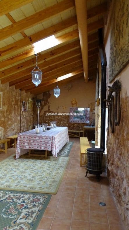 7 bedroom Finca/Country House for sale in Llucmajor with garage - € 3,940,000 (Ref: 9679557)