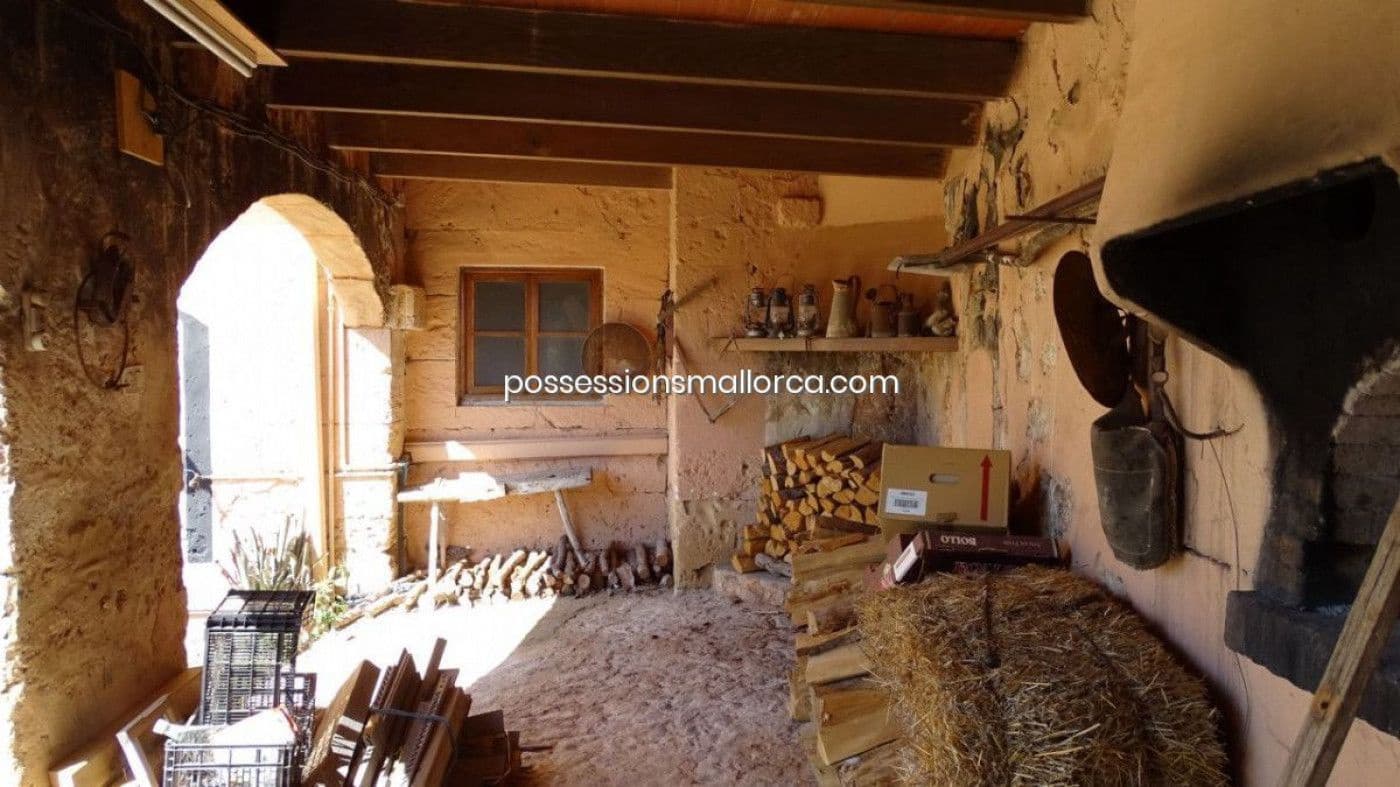 7 bedroom Finca/Country House for sale in Llucmajor with garage - € 3,940,000 (Ref: 9679557)