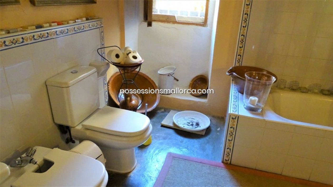 7 bedroom Finca/Country House for sale in Llucmajor with garage - € 3,940,000 (Ref: 9679557)