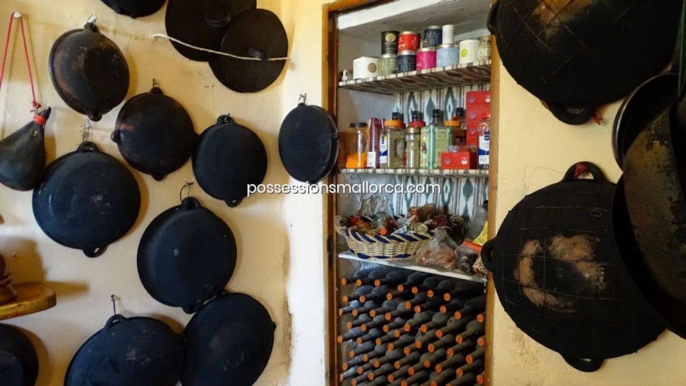 7 bedroom Finca/Country House for sale in Llucmajor with garage - € 3,940,000 (Ref: 9679557)