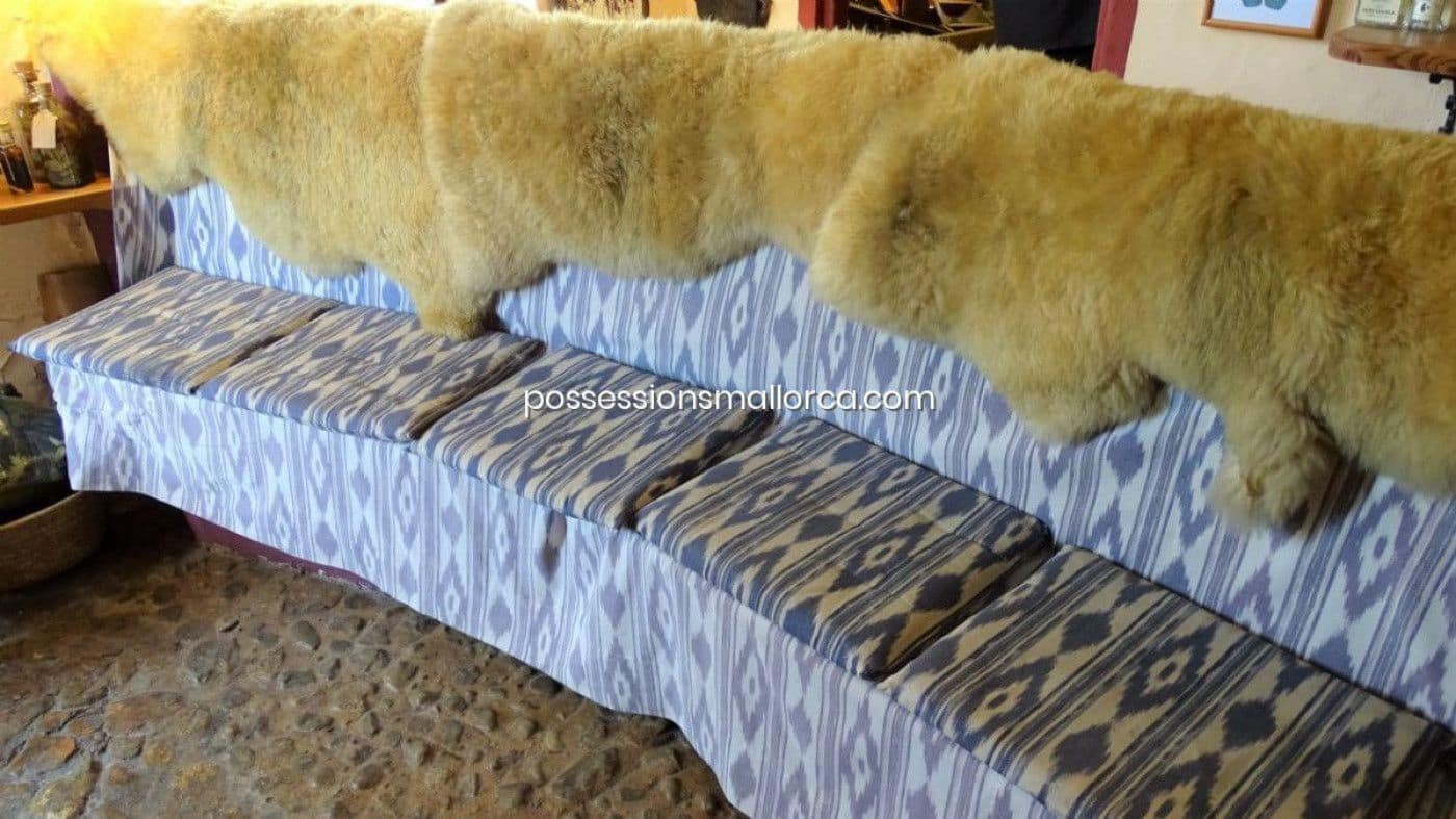 7 bedroom Finca/Country House for sale in Llucmajor with garage - € 3,940,000 (Ref: 9679557)