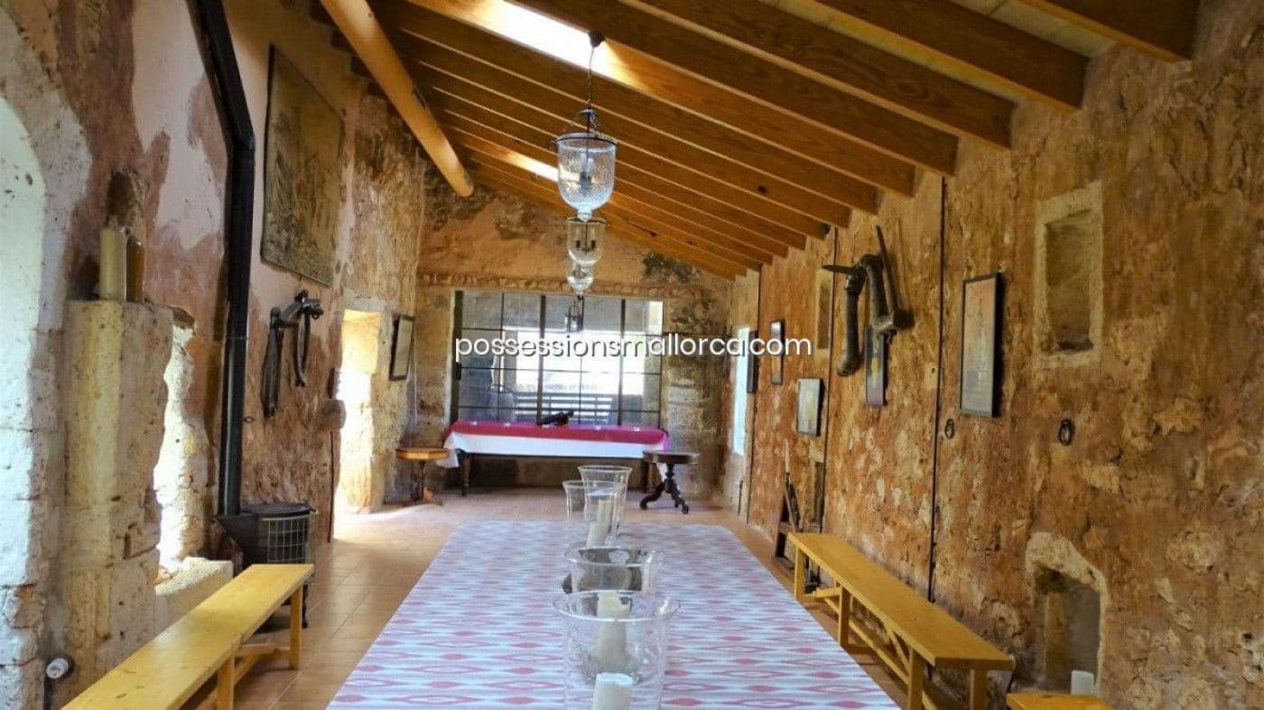 7 bedroom Finca/Country House for sale in Llucmajor with garage - € 3,940,000 (Ref: 9679557)