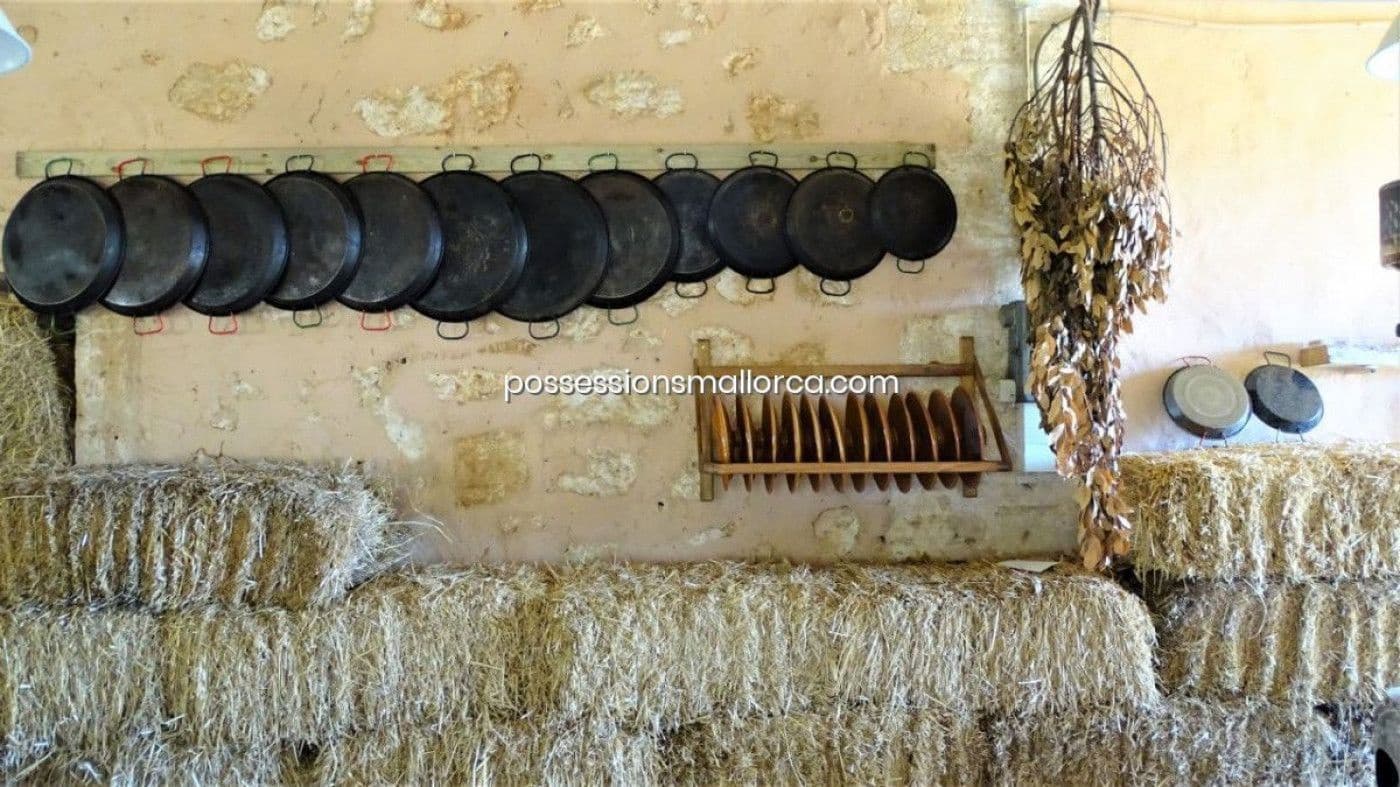 7 bedroom Finca/Country House for sale in Llucmajor with garage - € 3,940,000 (Ref: 9679557)