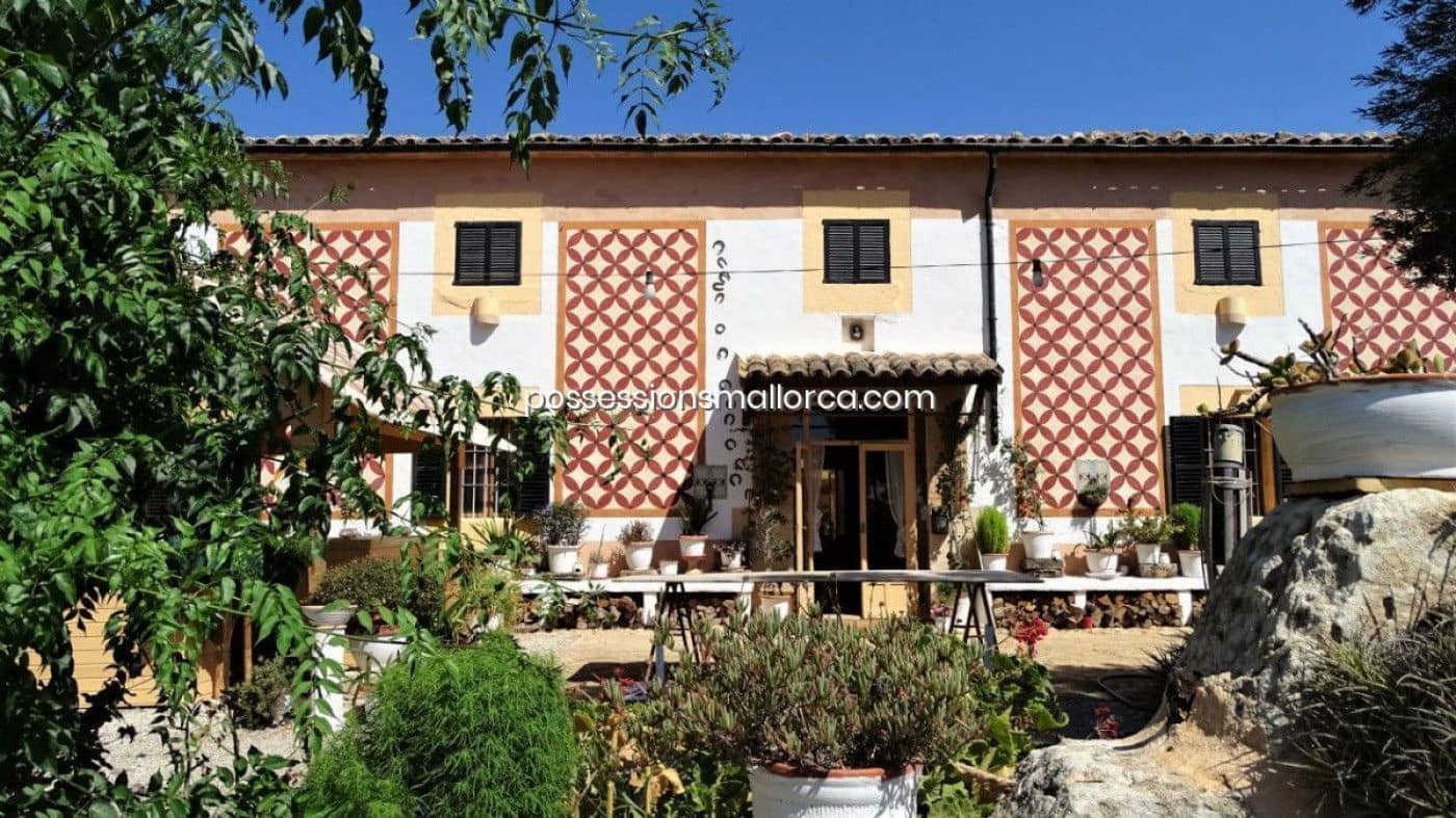 7 bedroom Finca/Country House for sale in Llucmajor with garage - € 3,940,000 (Ref: 9679557)