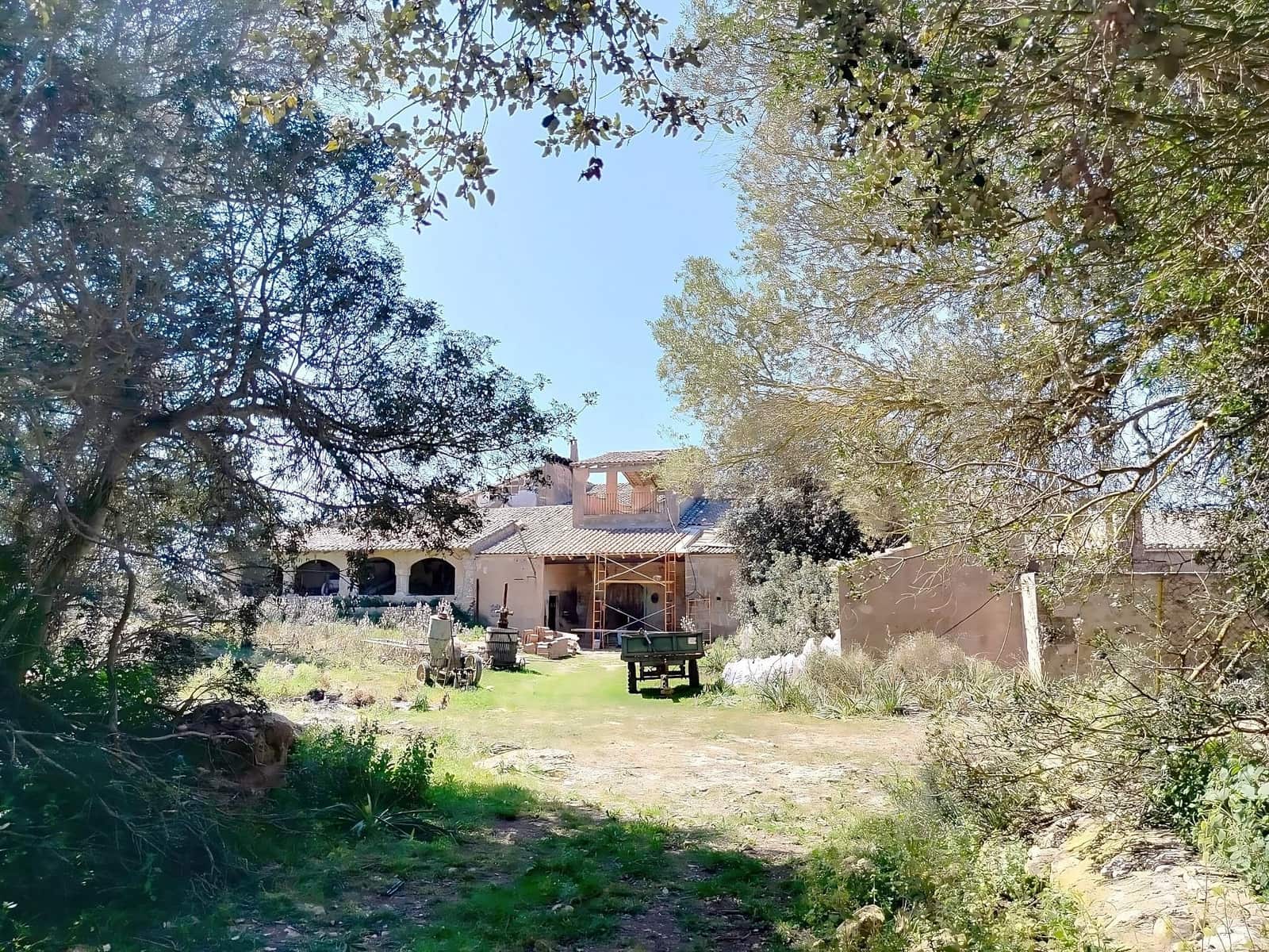 12 soveværelse Finca/Landehus til salg i Algaida med garage - € 5.000.000 (Ref: 9679560)