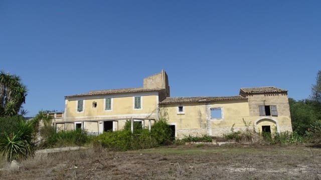 Finca/Casa Rural de 5 habitaciones en Petra en venta con garaje - 1.900.000 € (Ref: 9679561)
