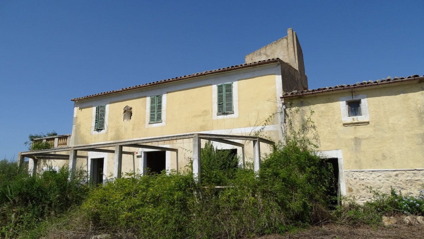 Finca/Casa Rural de 5 habitaciones en Petra en venta con garaje - 1.900.000 € (Ref: 9679561)