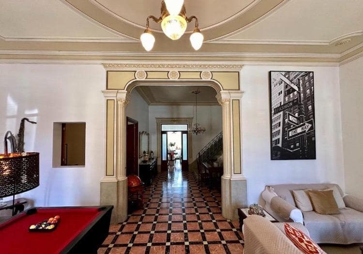 5 sypialnia Willa do wynajęcia w Sant Jordi z basenem garażem - 3 900 € (Ref: 9765220)