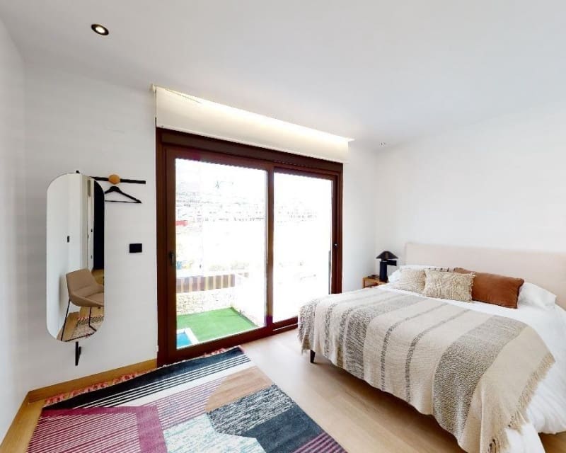 Chalet de 4 habitaciones en Finestrat en venta con piscina - 859.000 € (Ref: 10014780)