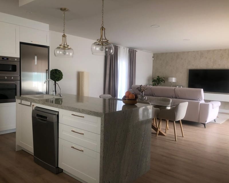 3 Zimmer Villa zu verkaufen in Pinoso mit Pool Garage - 341.500 € (Ref: 10019909)