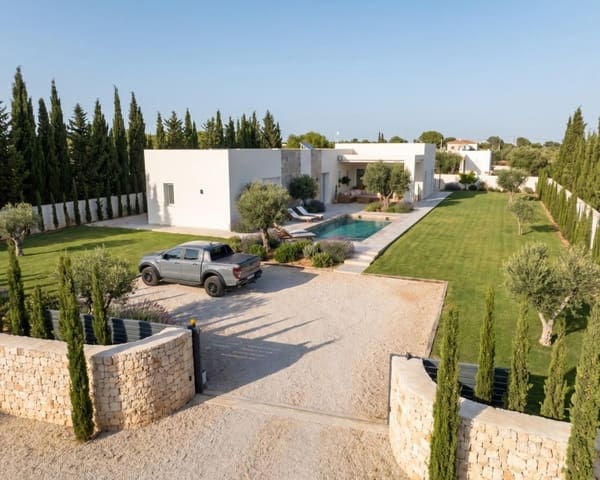 3 Zimmer Villa zu verkaufen in Pinoso mit Pool Garage - 341.500 € (Ref: 10019909)